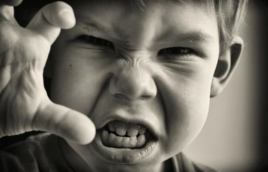 7 причин почему дети бывают пугающе жестокими