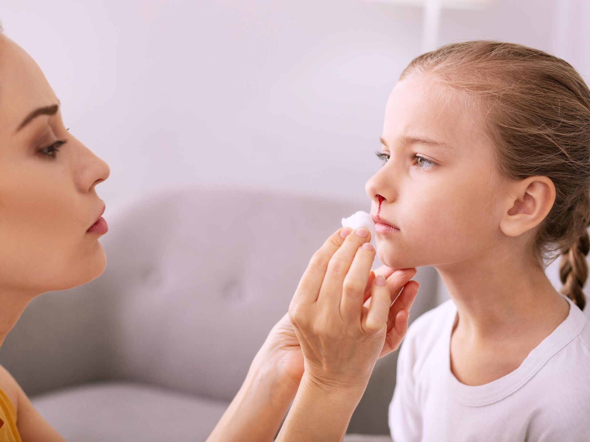11 причин почему течет кровь из носа у взрослого