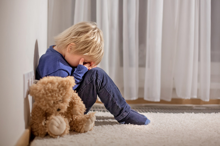 5 приемов как научить стеснительного ребенка общаться