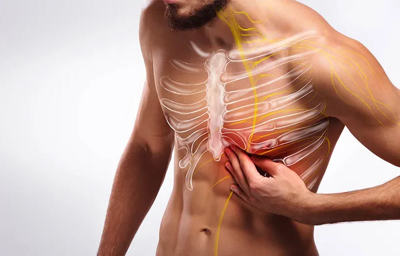 10 основных причин боли в груди